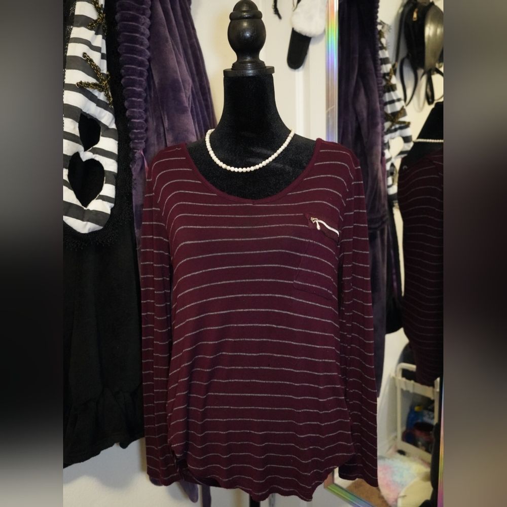 M Black Red Striped Top